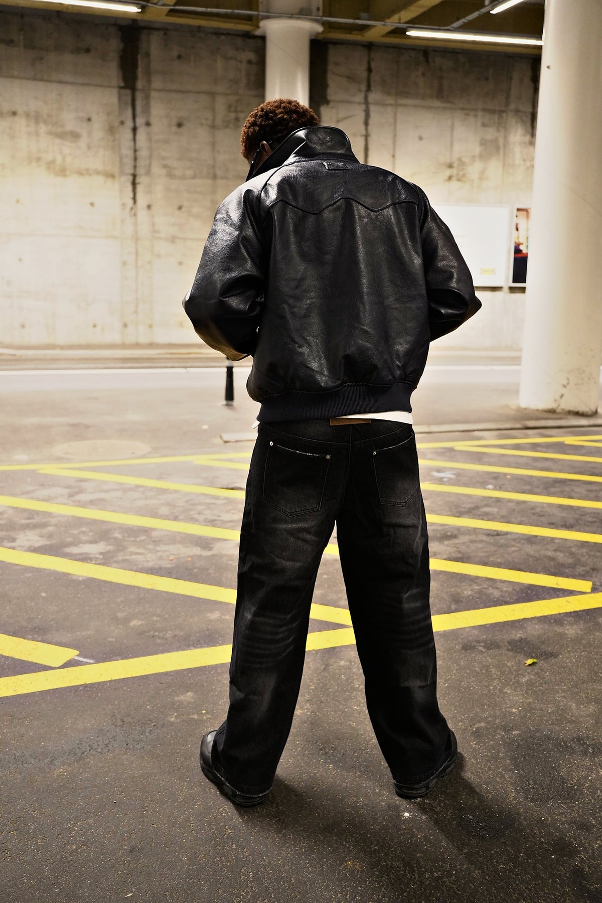BAGGY WASHED JEANS