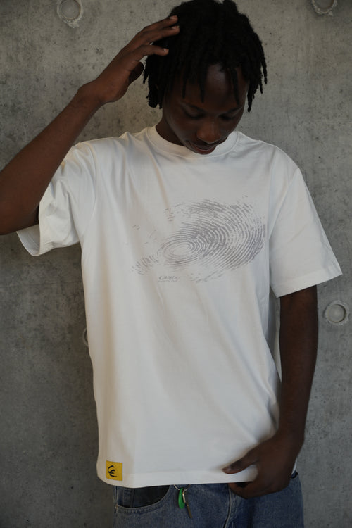 UNTRACED TEE