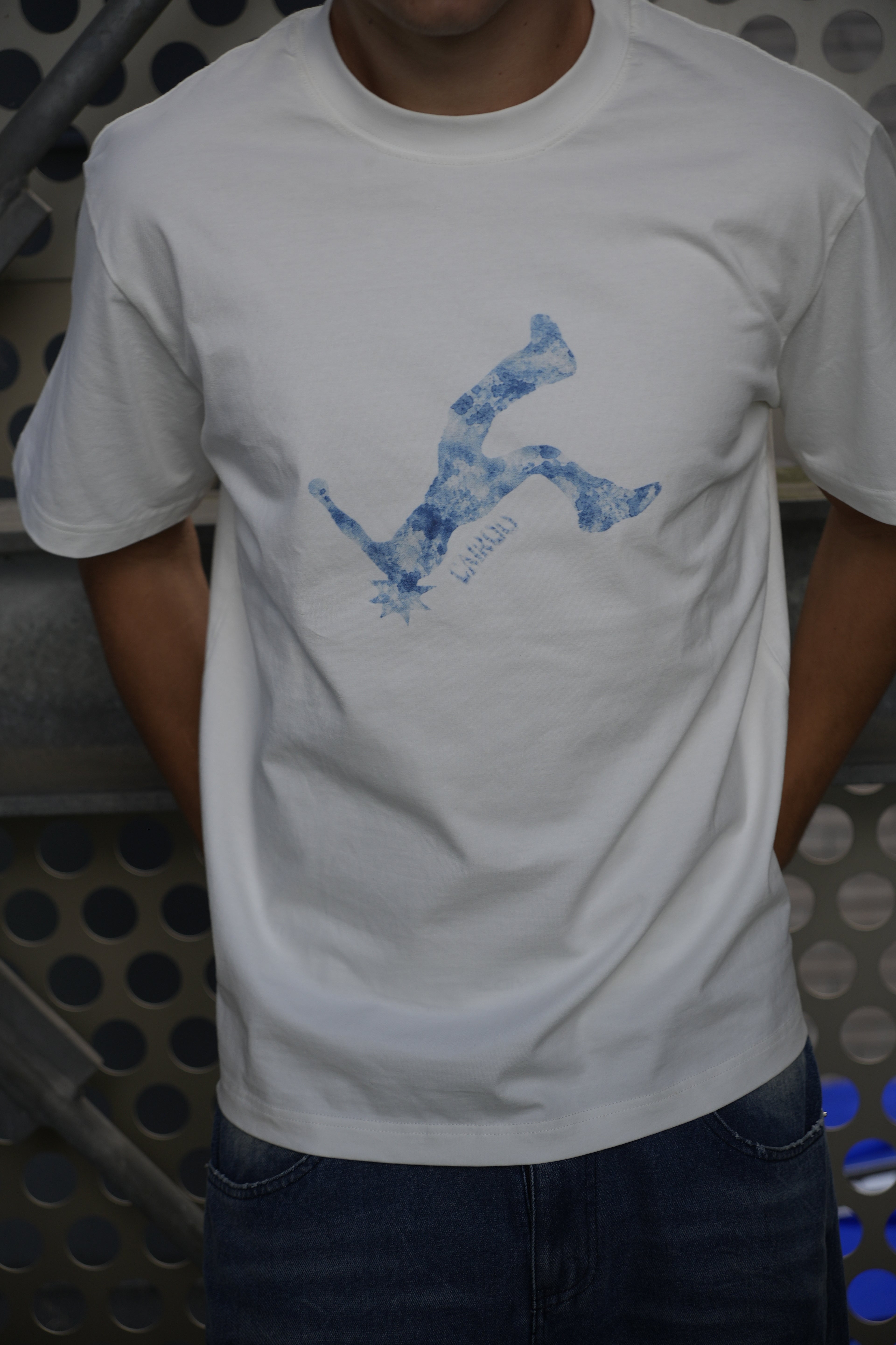 FAILING STAR TEE